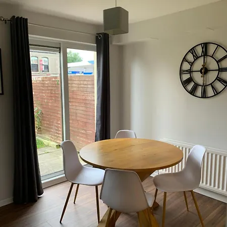 Beautiful Apartment In Newtownabbey Jordanstown Esterno foto