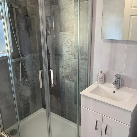 Beautiful Apartment In Newtownabbey Jordanstown Esterno foto