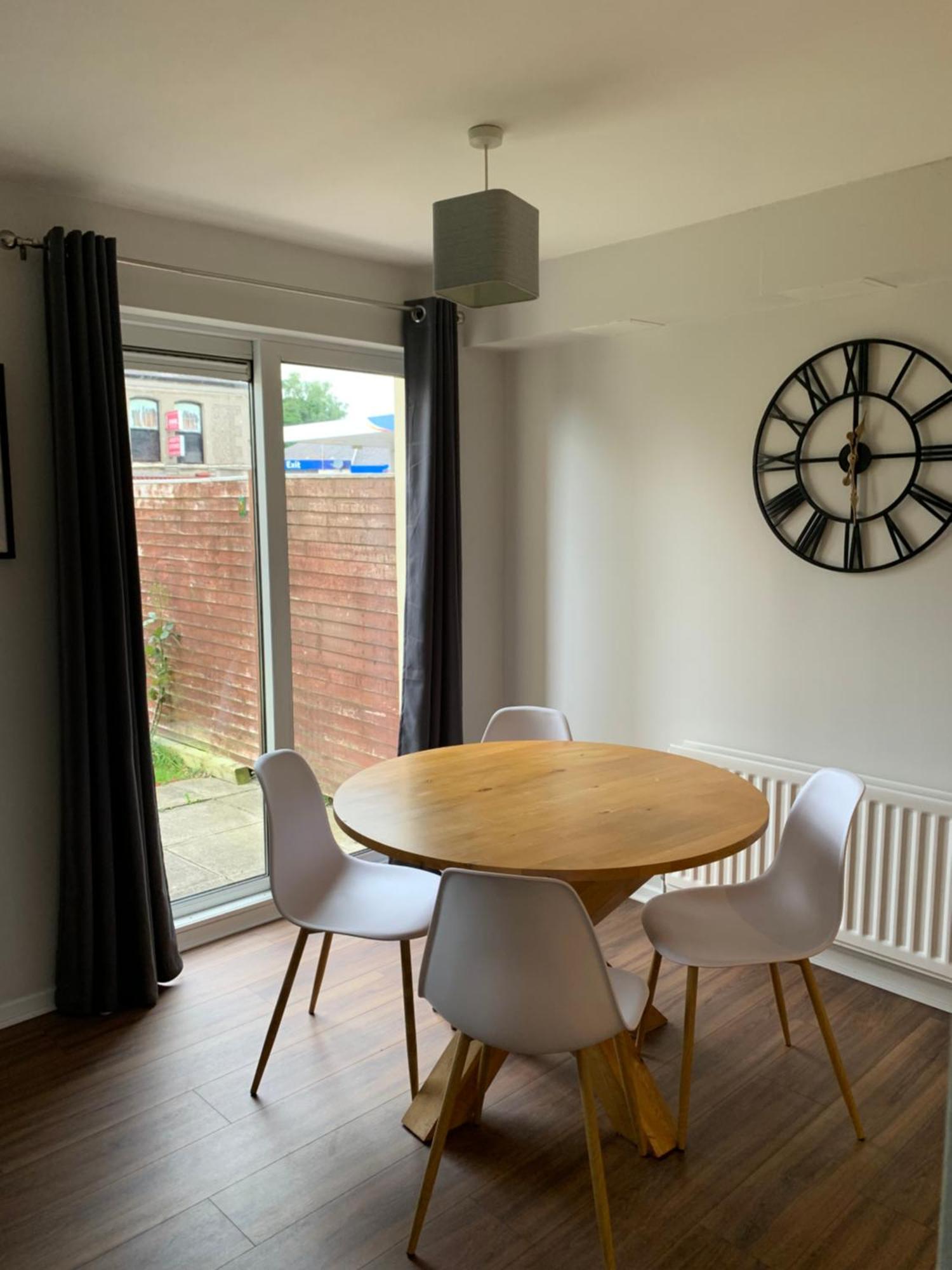 Beautiful In Newtownabbey Apartment